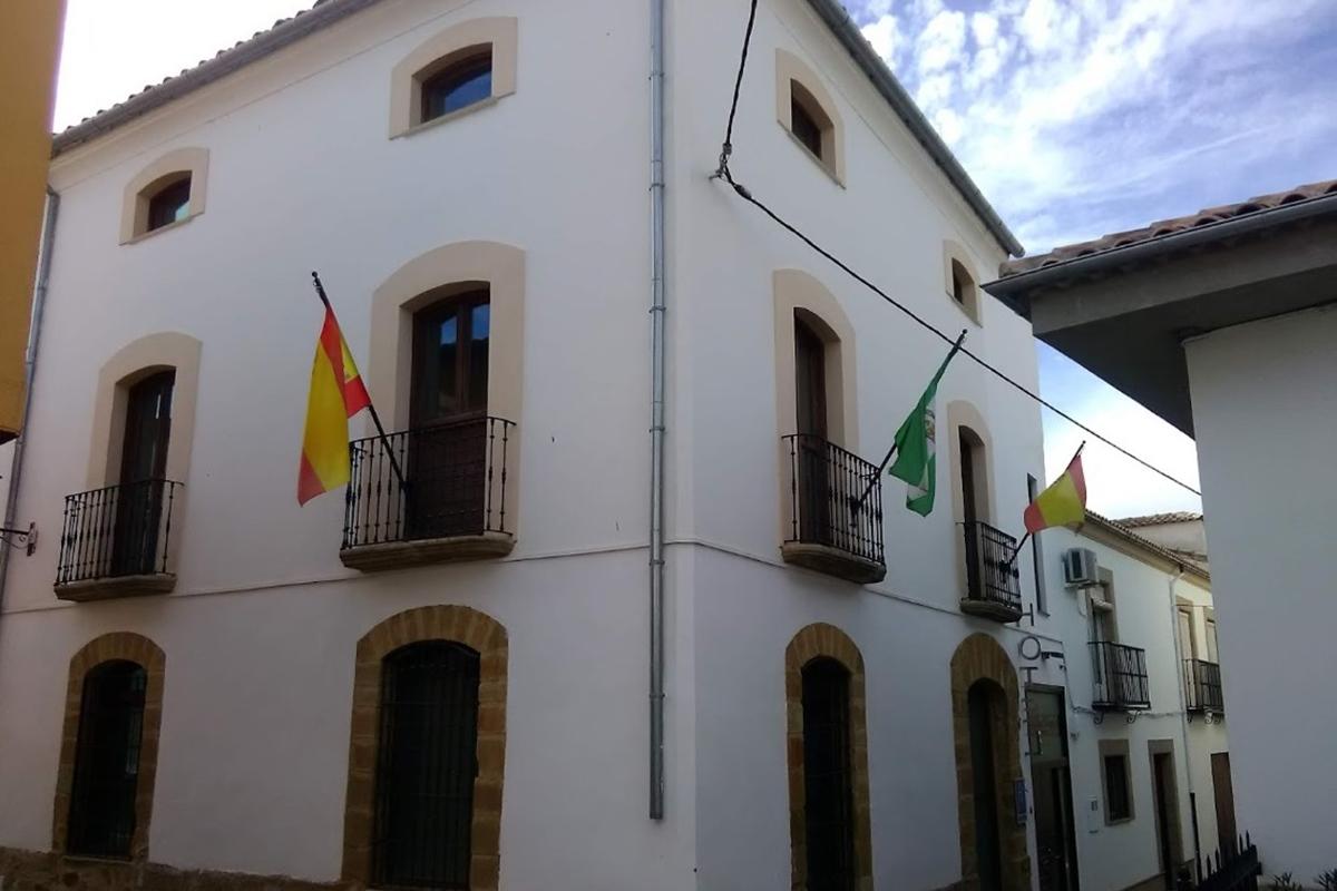 Hotel Baeza Monumental By Eme Hoteles Bagian luar foto